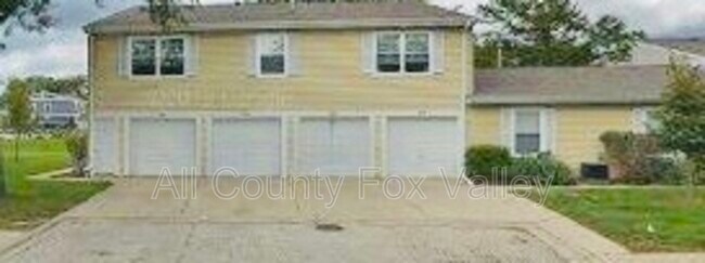 Building Photo - 235 Winfield Ct