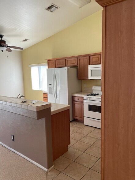 Building Photo - 43960 Reclinata Way