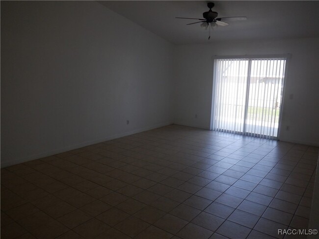 Building Photo - 2002 Silverwood St