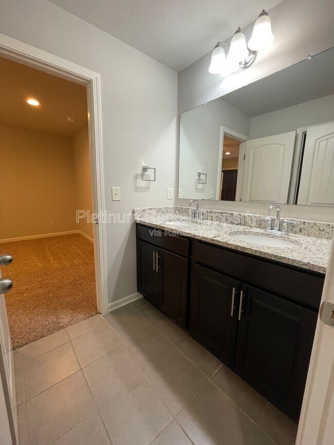 Building Photo - 4540 Tovero Pass