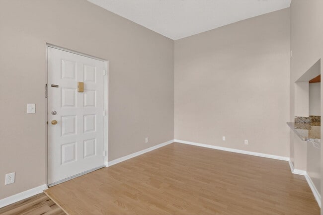 Building Photo - 624 Sea Pine Way