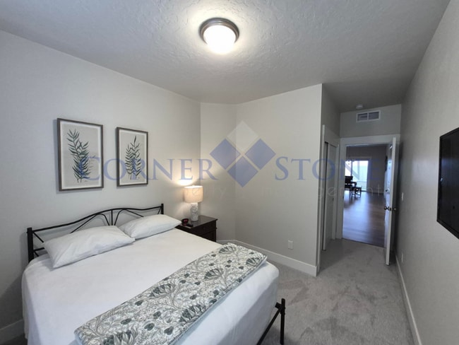 Building Photo - Stunning home in quiet subdivision!