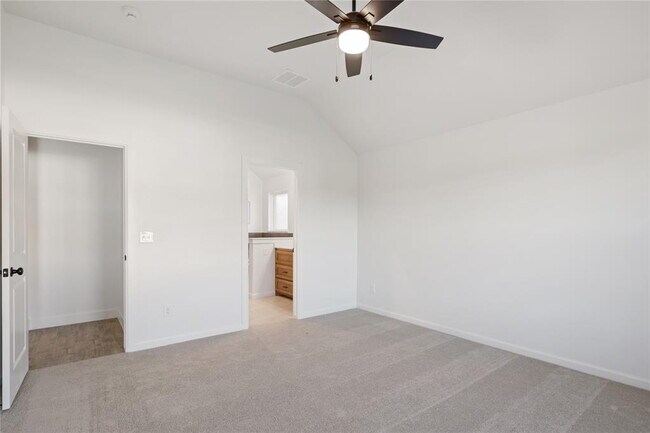 Building Photo - Brand New Home