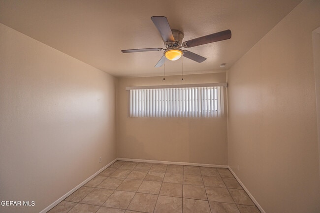 Building Photo - 1504 Nueces Way