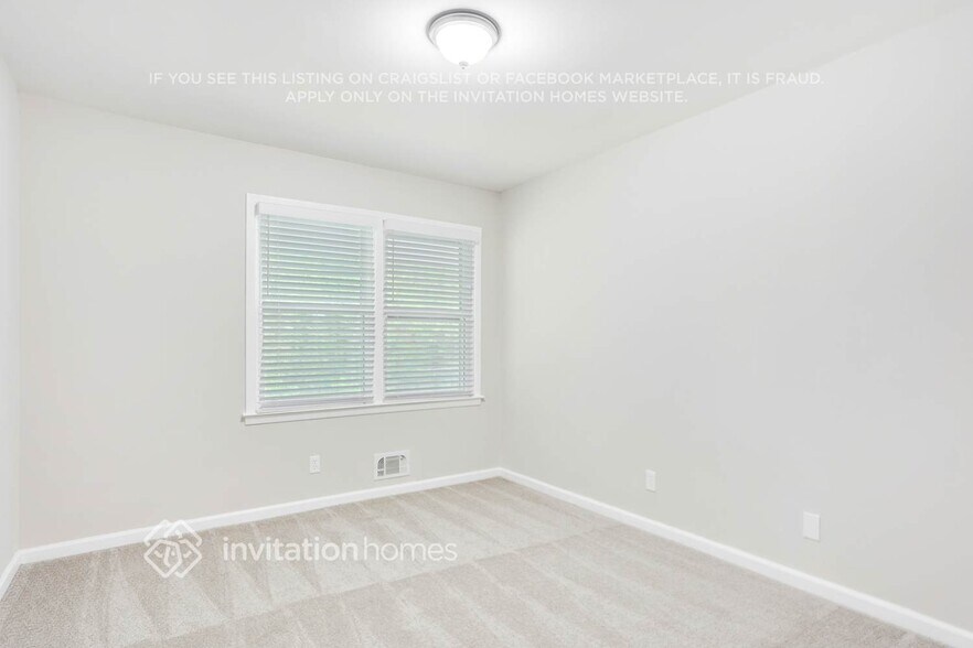 Building Photo - 2369 Brentford Pl