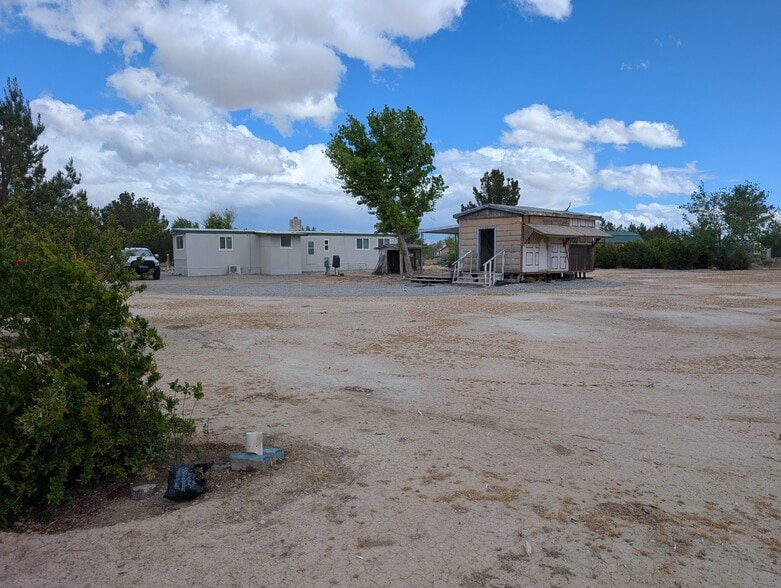 Building Photo - 1620 Landmark Ave