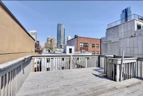 Building Photo - 136 Essex St
