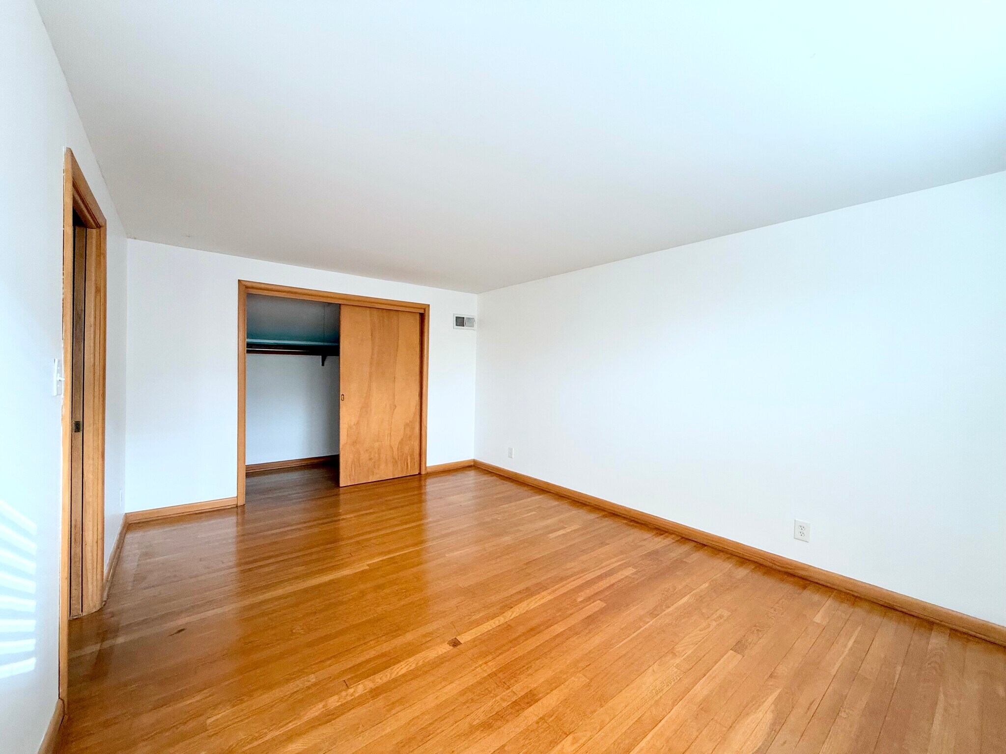 Building Photo - 1783 Ardleigh Rd