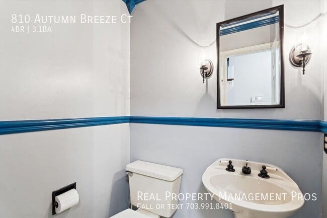 Building Photo - 810 Autumn Breeze Ct