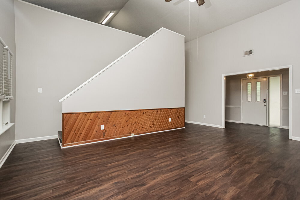 Building Photo - 8367 Stavenger Cove