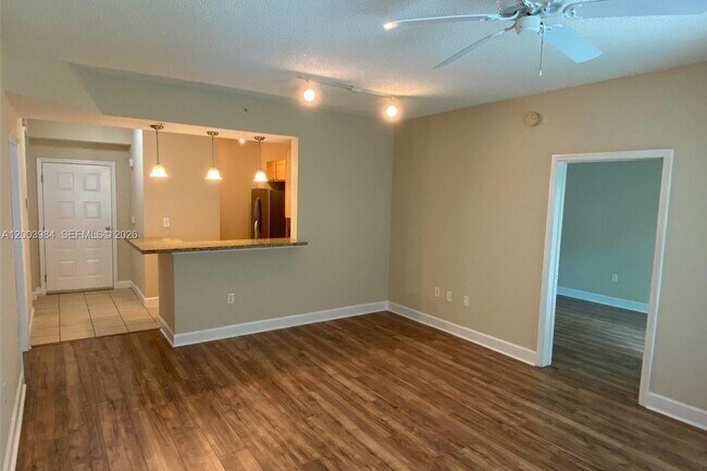 Building Photo - 6001 SW 70th St