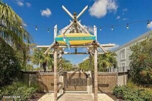 Building Photo - 677 Landshark Blvd