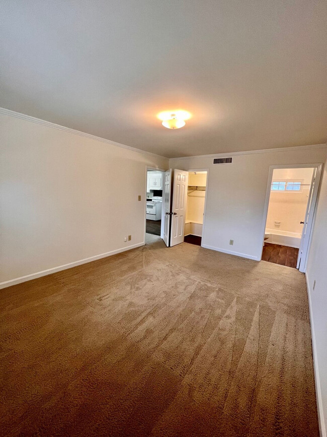 Interior Photo - Elmhurst