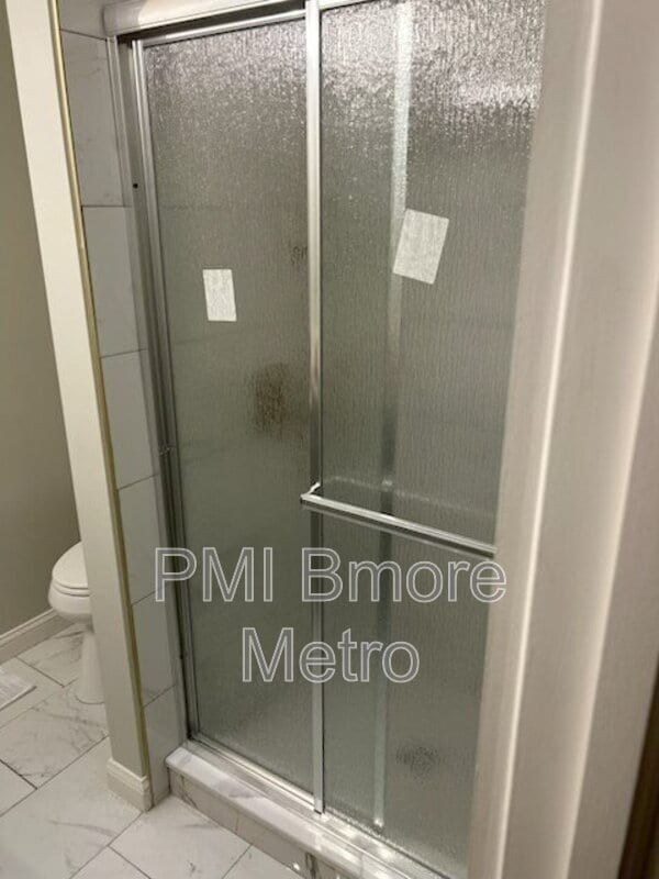 Building Photo - 2329 E Madison St