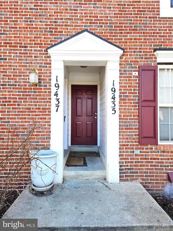 Building Photo - 19437 Rayfield Dr