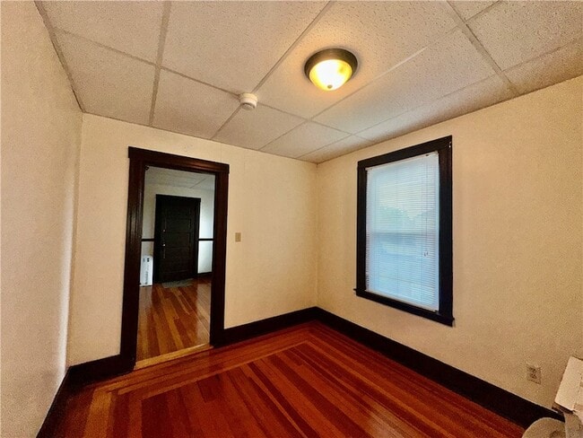 Building Photo - 14 Courtland St