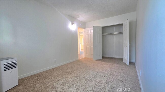 Building Photo - 1807 W Sumac Ln