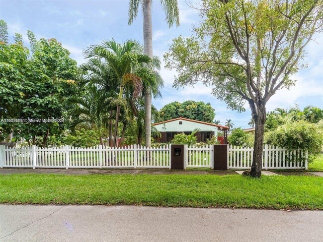 Building Photo - 1606 Wiley St