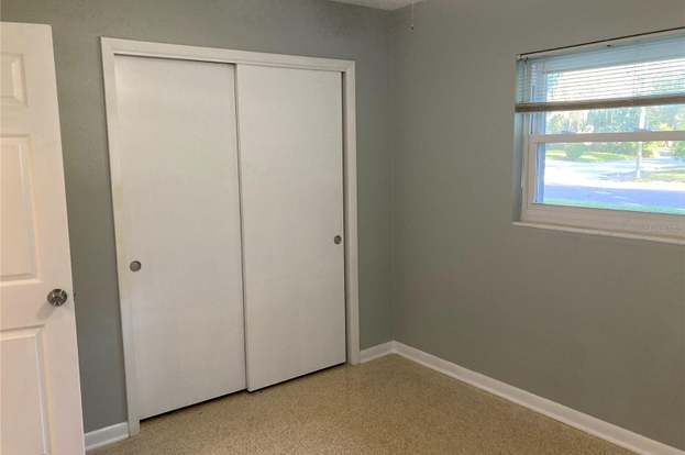 Building Photo - 1001 Brookside Dr