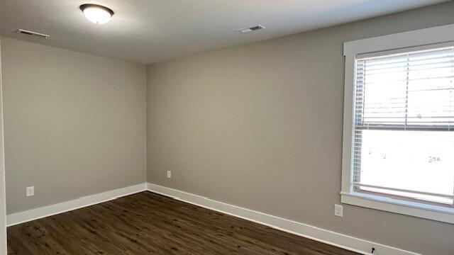 Building Photo - 2506 Villa Dr