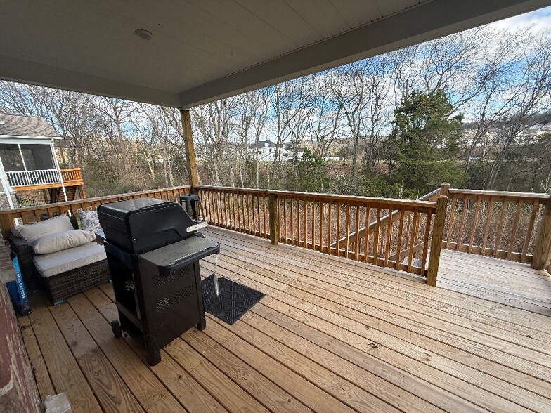 Building Photo - 845 Nightingale Ave