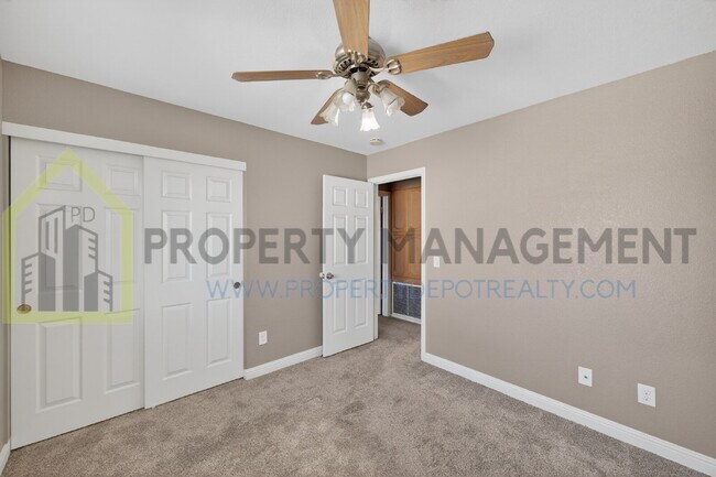 Building Photo - Spacious 3-Bedroom, 3-Bath Home Available