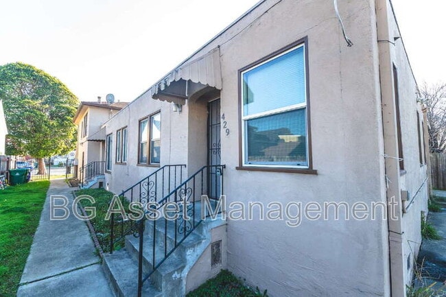 Building Photo - 429 S 23rd St