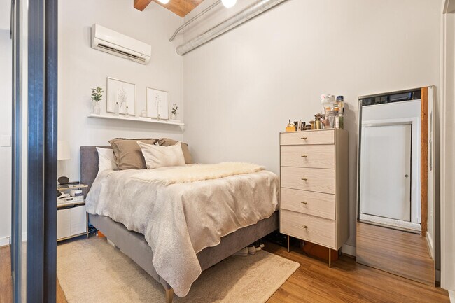 Building Photo - 50 Melcher St