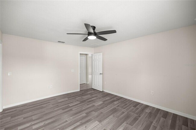 Building Photo - 2868 SW 165th Pl