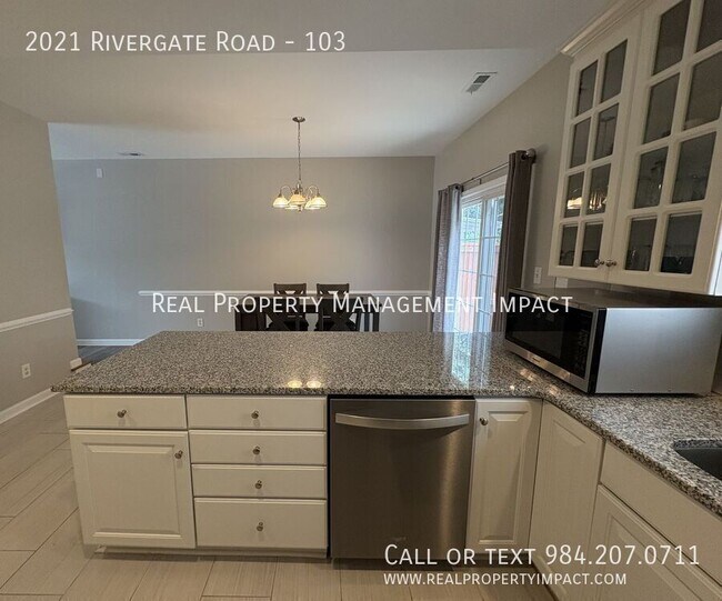 Building Photo - 2021 Rivergate Rd