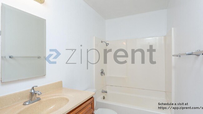 Building Photo - 95 Colleen Way