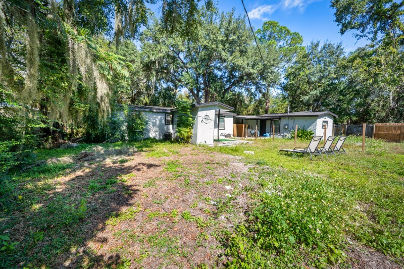 Building Photo - 304 Bernard Rd