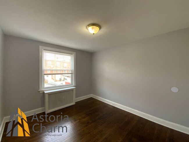 Building Photo - 3 Bedroom Home with Porch, Garage, and Finished Basement