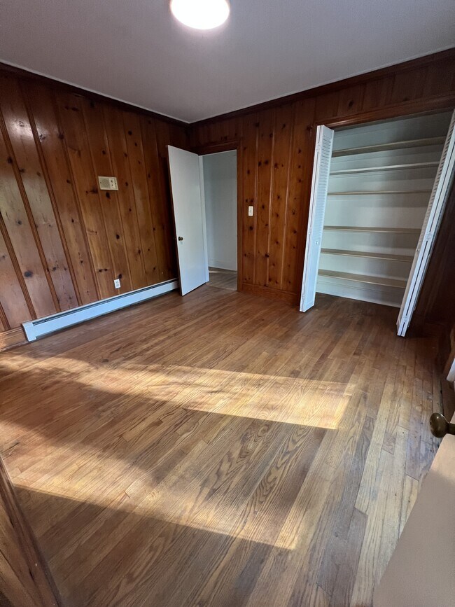 Building Photo - 110 Potomac Ave