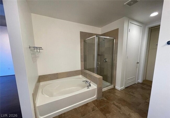 Building Photo - 353 E Bonneville Ave