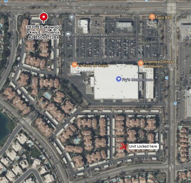 Building Photo - "Charming 1-Bedroom Retreat with Fireplace & Pool in Phoenix Oasis!"