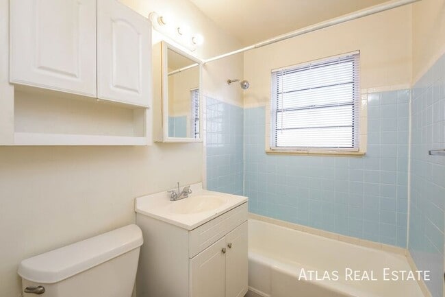 Building Photo - 3759 Wolff St