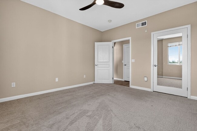 Building Photo - 3857 Pell Pl