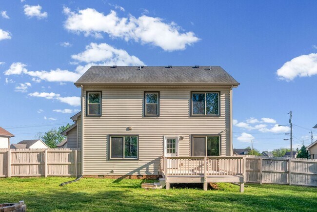 Building Photo - 3469 Bradfield Dr