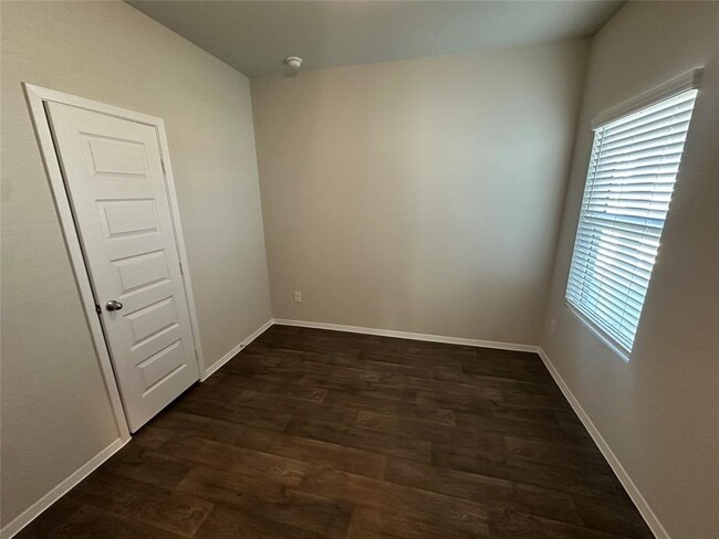 Building Photo - 2703 Towy Rd