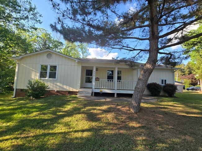 Building Photo - 422 Grove St