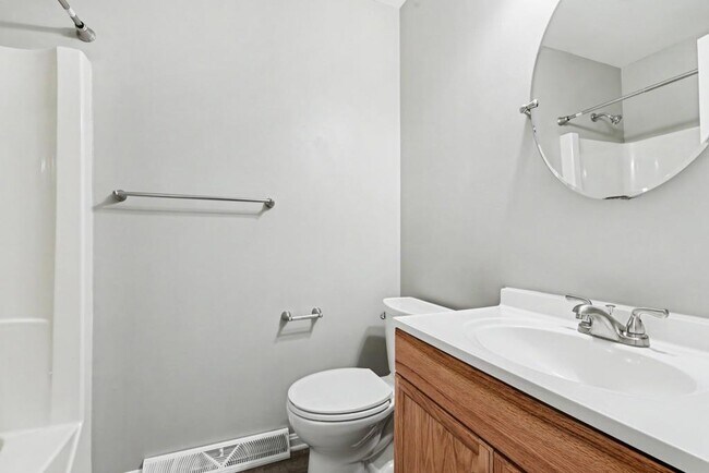 Building Photo - 616 Park Ridge Dr