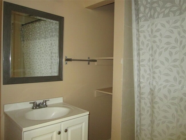 Building Photo - 4416 FM 2218 Rd