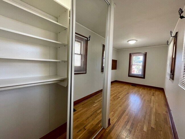 Building Photo - $0 DEPOSIT OPTION, NEW PAINT, TRADITIONAL BRICK HOME, WALKING DISTANCE TO DU!! LARGE BACKYARD, DE...