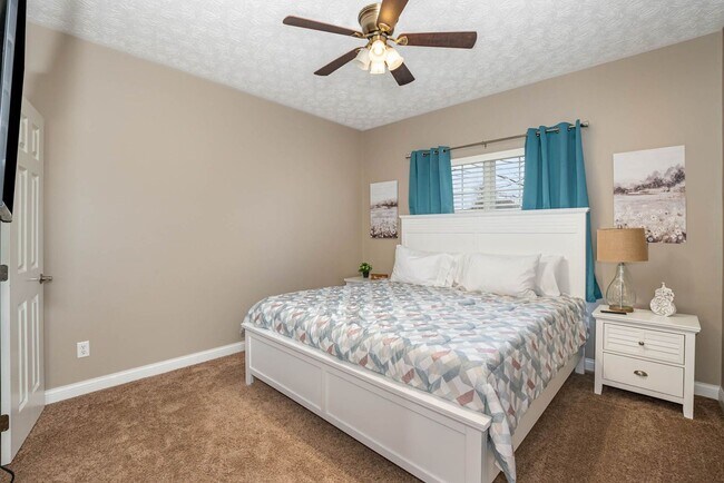 Building Photo - New! Large home in Great suburban neighborhood.