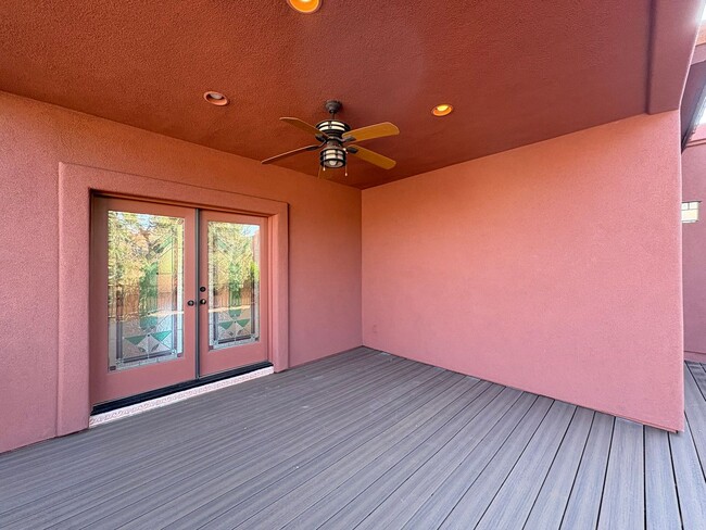 Building Photo - HOUSE - VILLAGE OF OAK CREEK  - THE RIDGE