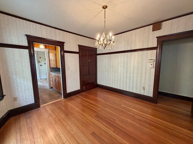 Building Photo - 115 Beech St