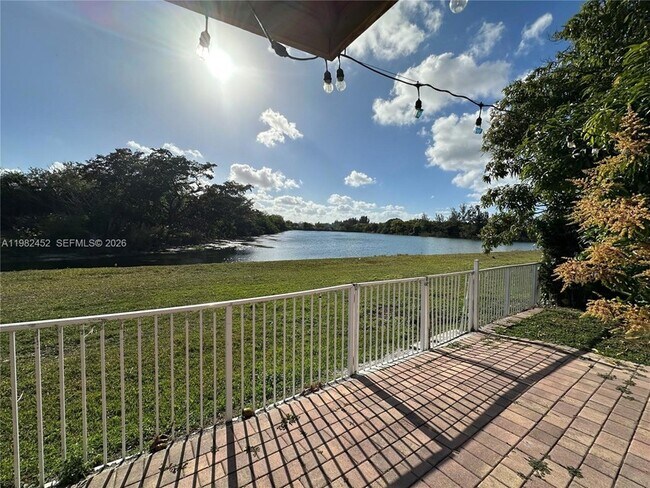 Building Photo - 27866 SW 142nd Ave