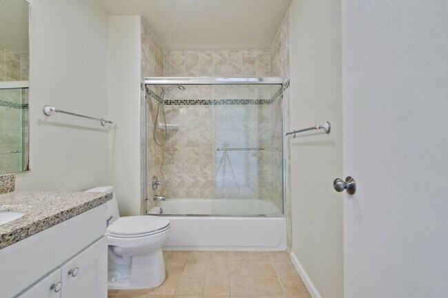 Building Photo - Condo Near Cupertino High | Updated Kitche...