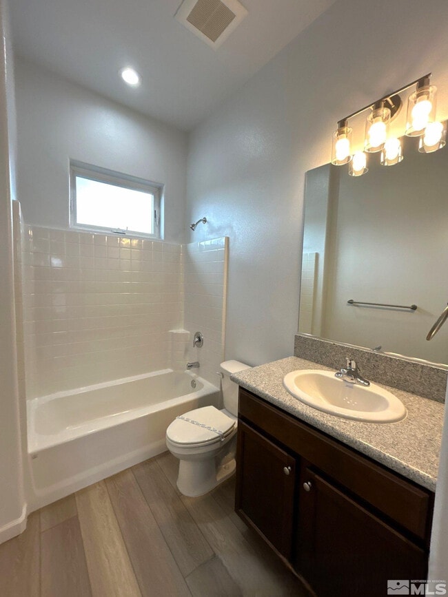 Building Photo - 2788 Plumas St